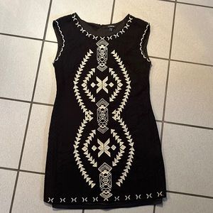 Le Chateau Dress Size Large